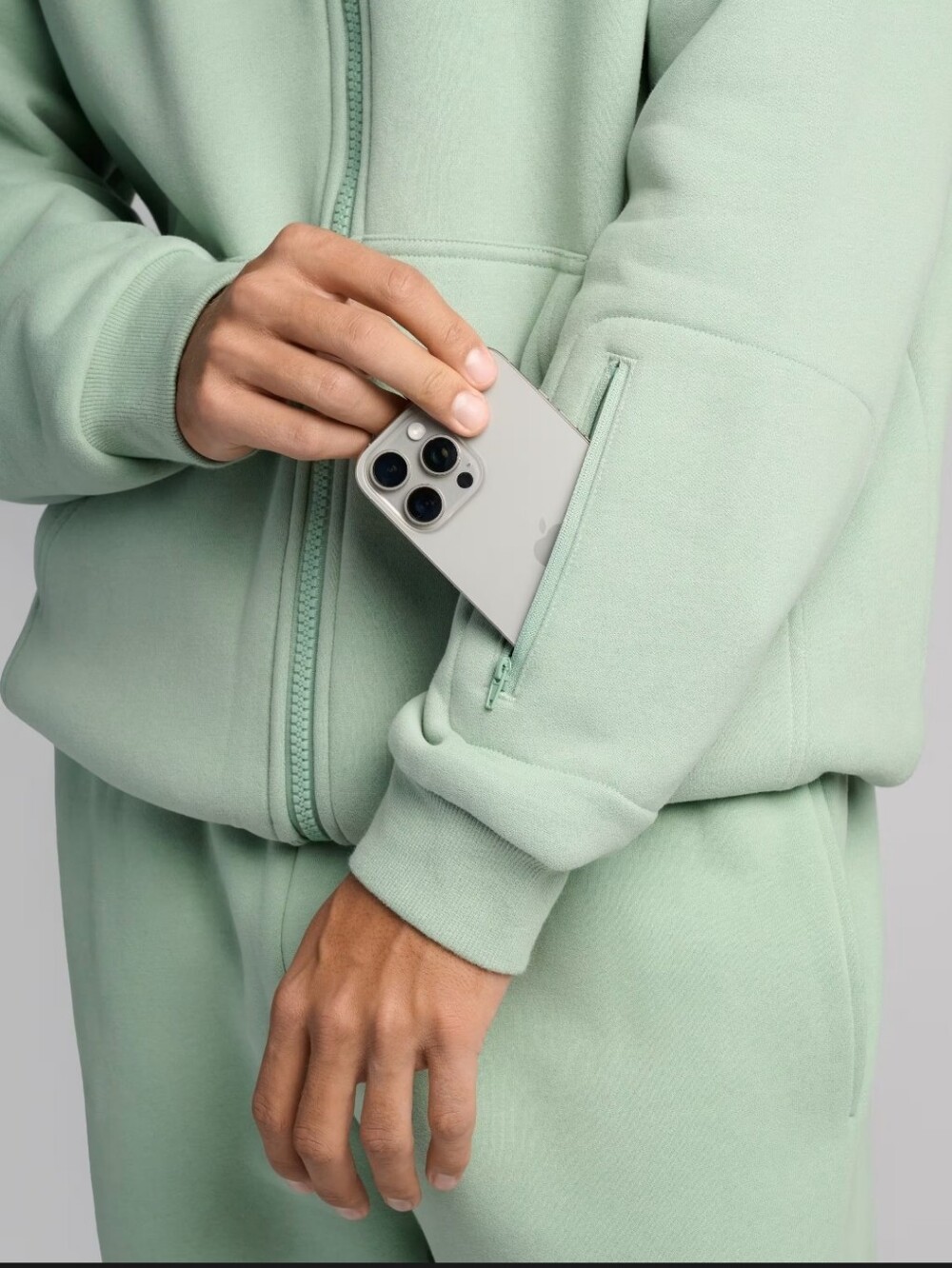 Comfrt Unisex Full‑Zip Airplane Mode Travel Hoodie in Limiyed Edition Aloe Color - Picture 6 of 6
